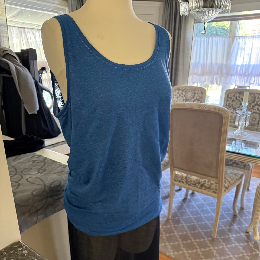 Eileen Fisher M blue tank linen